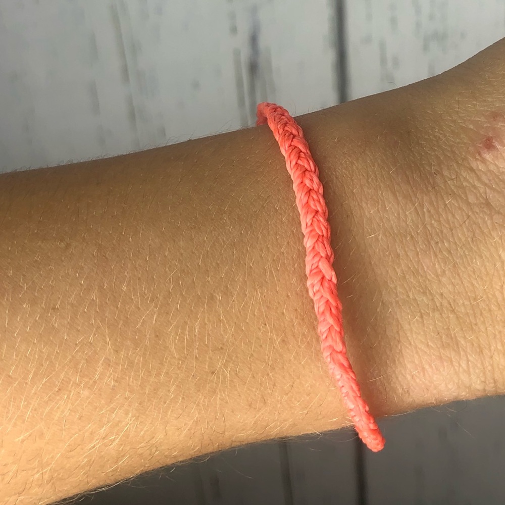 Pura vida braided pink bracelet
